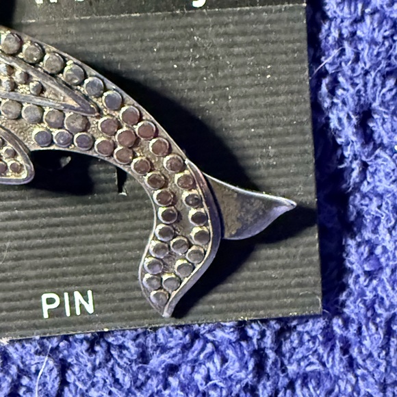 Silver Dolphin Pin - Picture 3 of 3